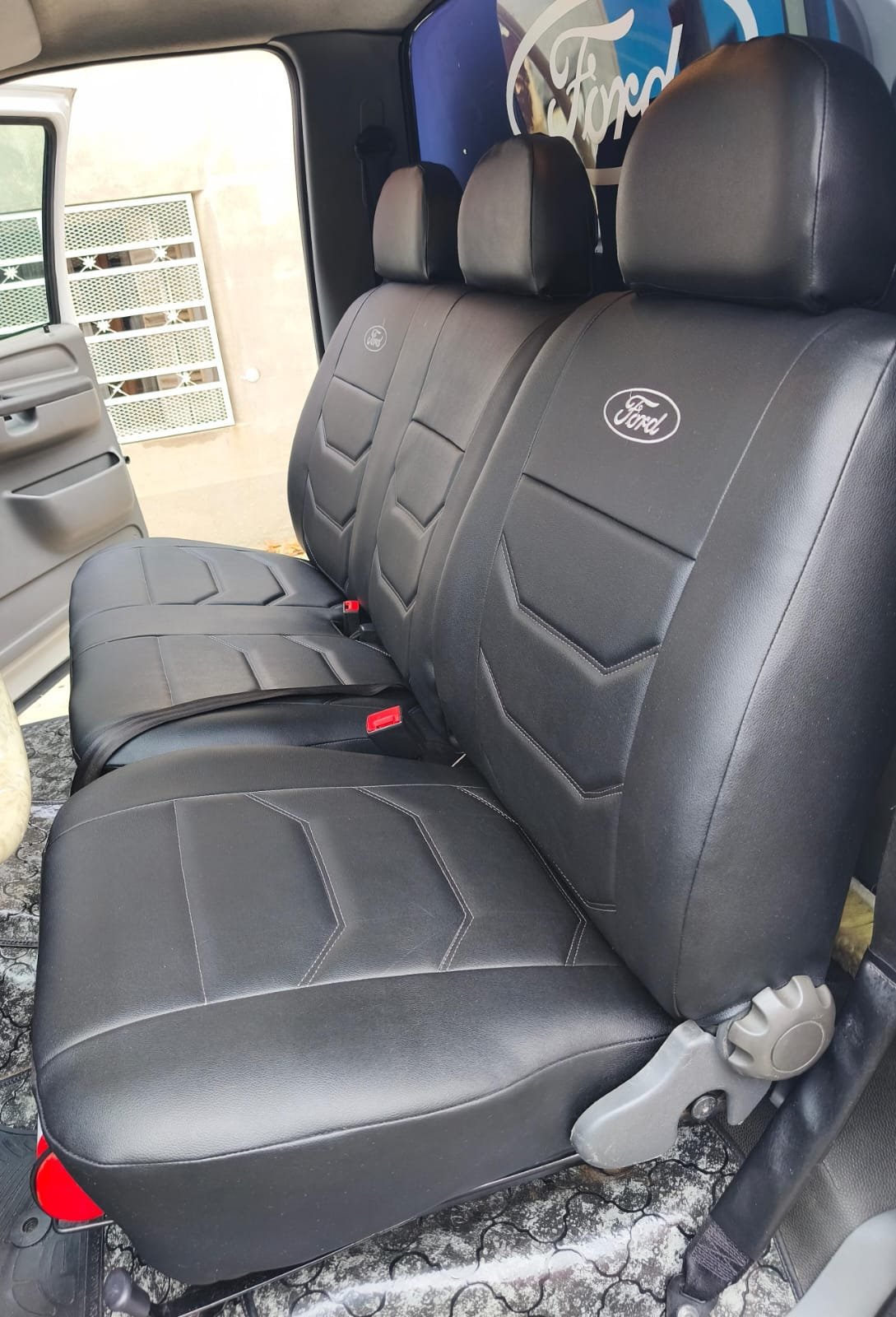 Ford - Camiones y utilitarios M&H Designs