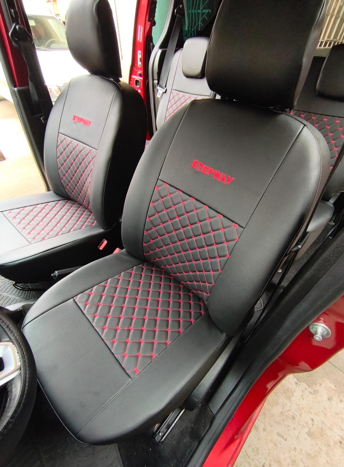 Renault kangoo stepway - Fundas de autos M&H Designs