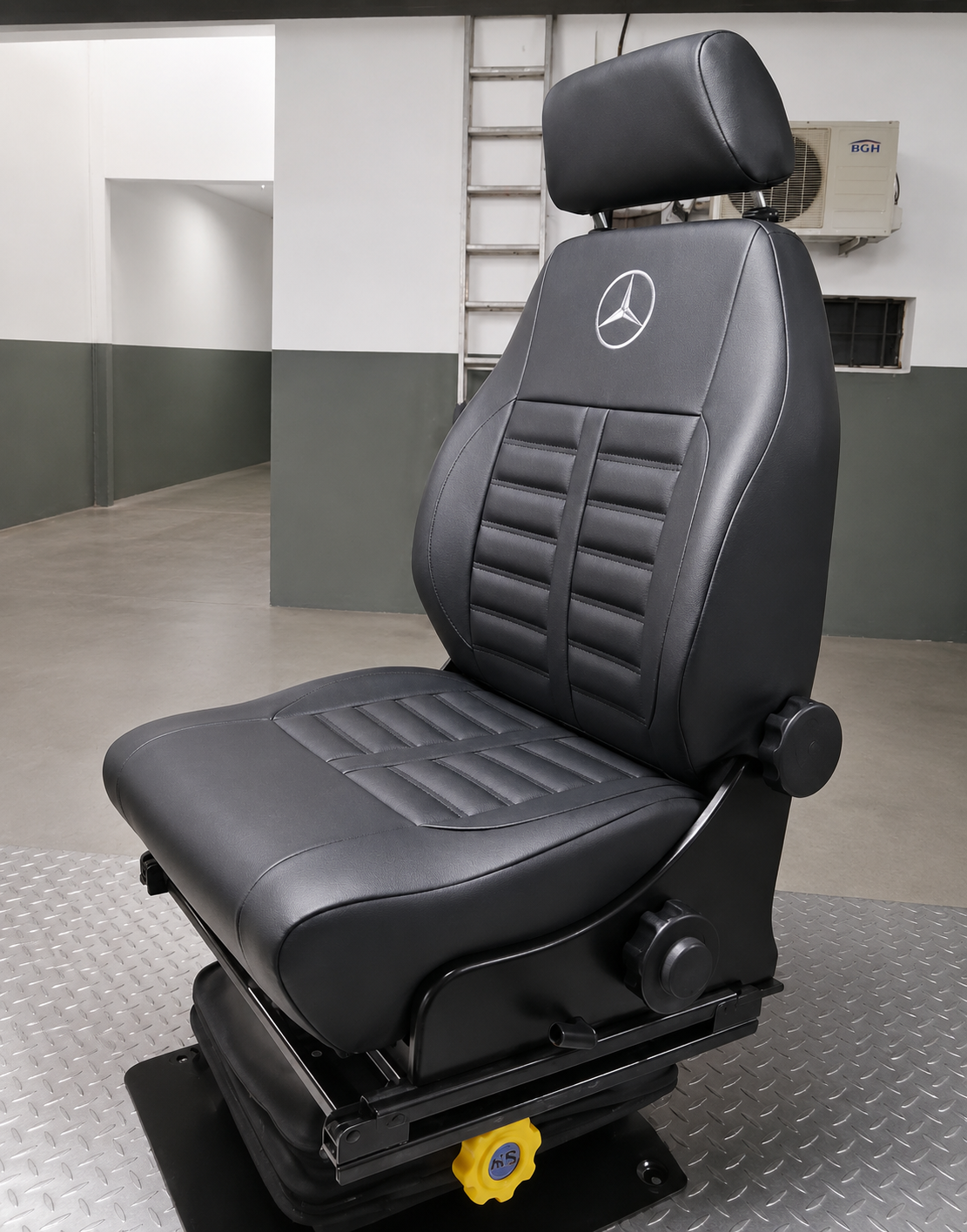 Tapizado a nuevo butaca de Mercedes Benz 710 - Tapiceria M&H Designs